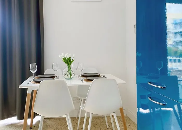 Lägenhet Cosy Seaside 1br Apartment, Ac, Open Views *