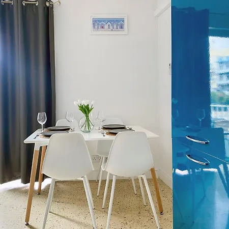 Apartment Cosy Seaside 1br Apartment, Ac, Open Views *