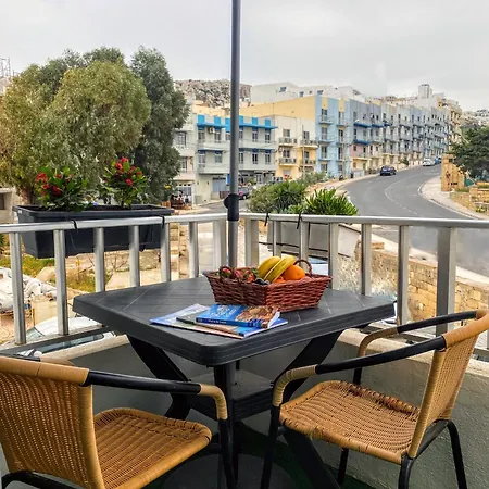 Cosy Seaside 1br Apartment, Ac, Open Views *